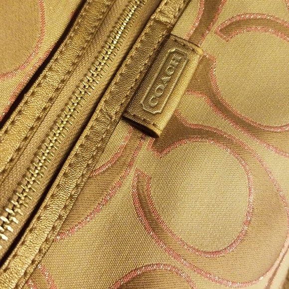 💖 Coach Handbag 👜 - Picture 7 of 7